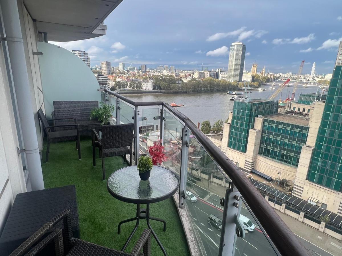 St George Thames Apartment London Exterior photo