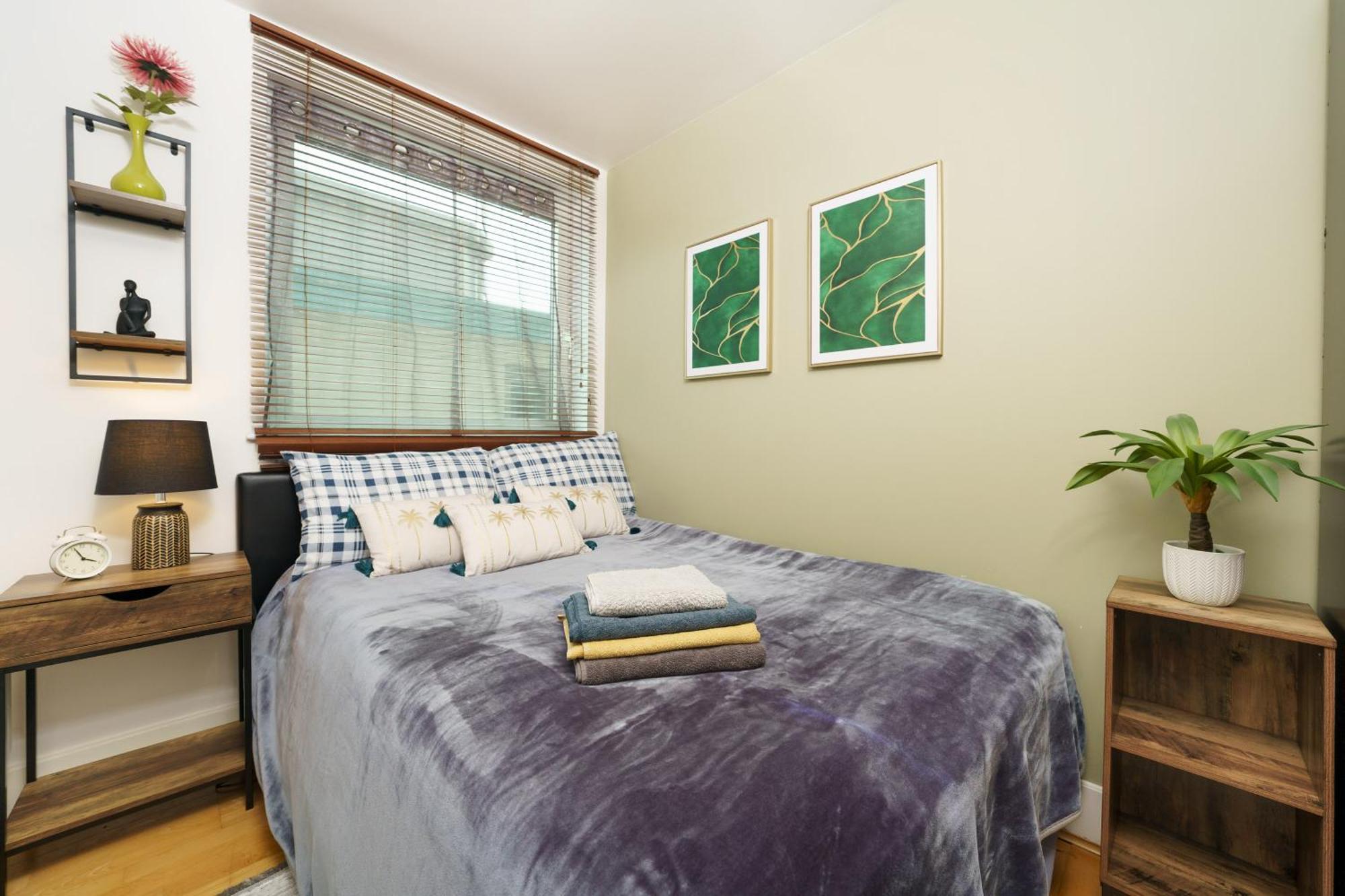 St George Thames Apartment London Exterior photo