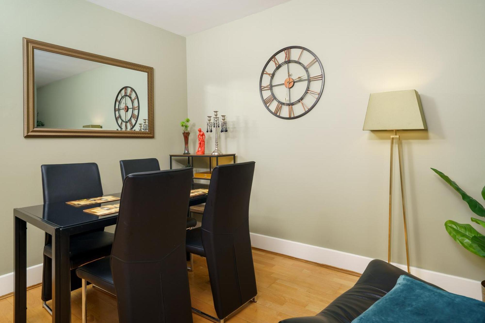 St George Thames Apartment London Exterior photo