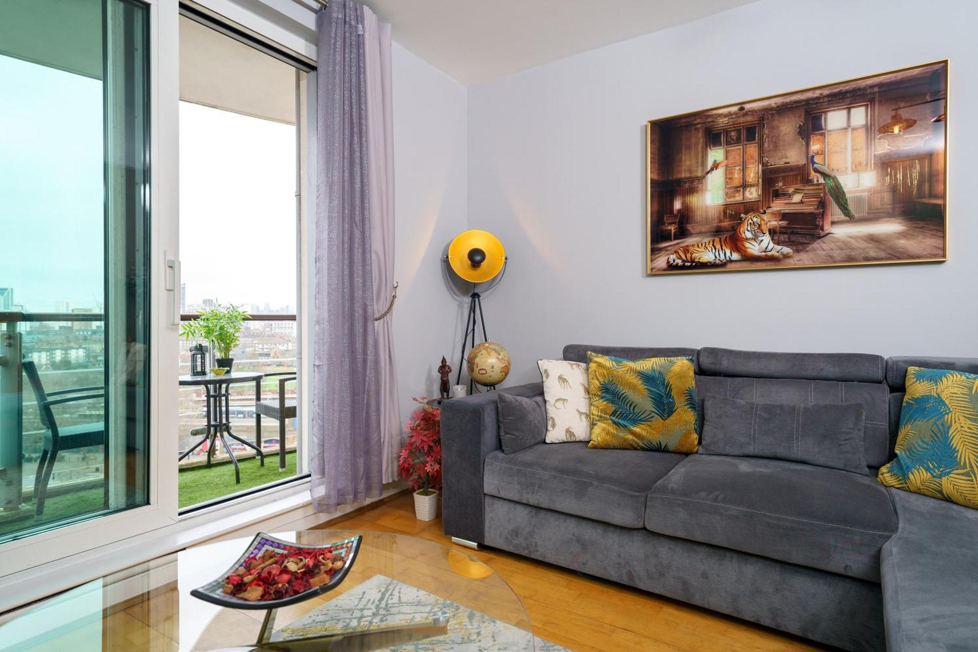 St George Thames Apartment London Exterior photo
